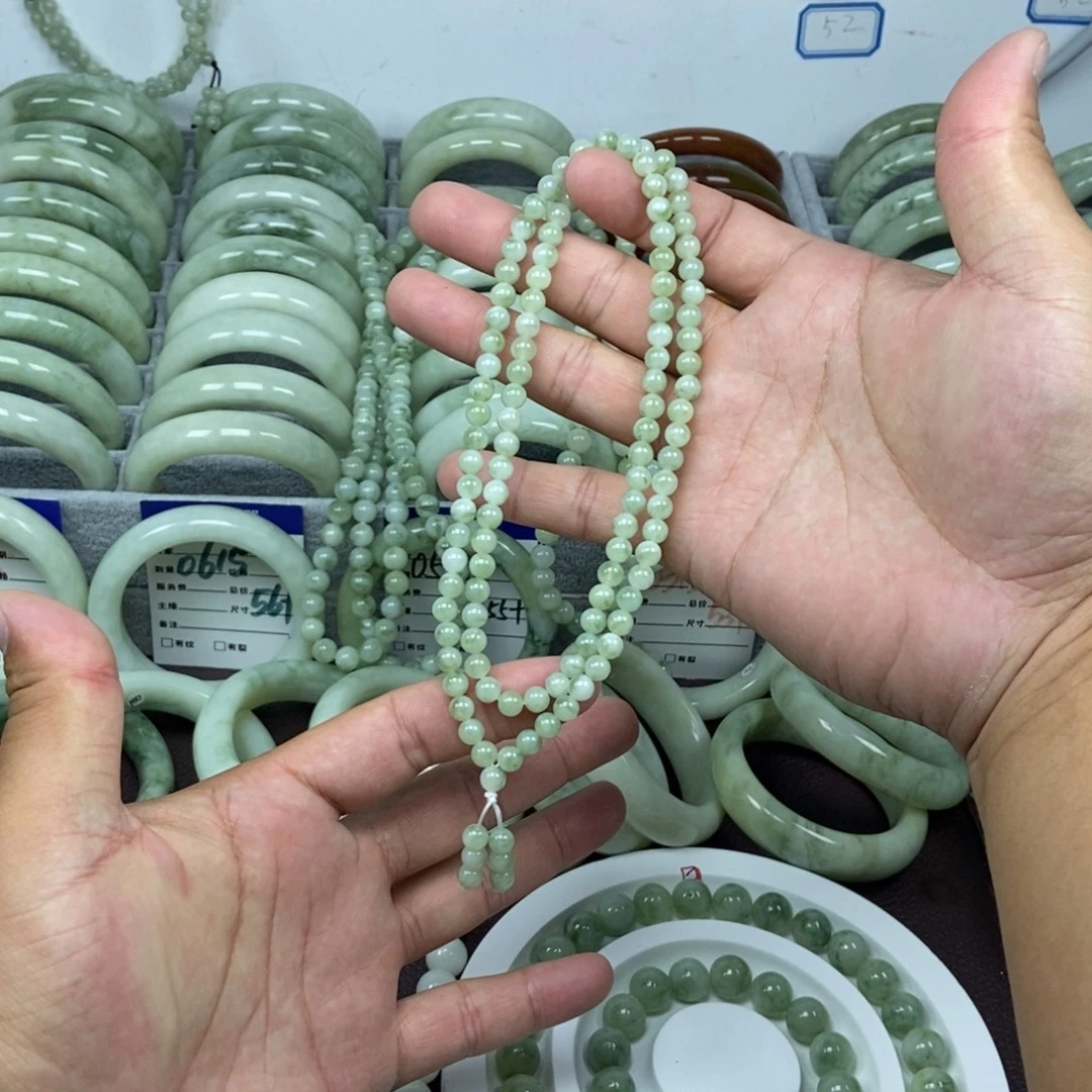 蛇纹石玉未镶嵌手链
