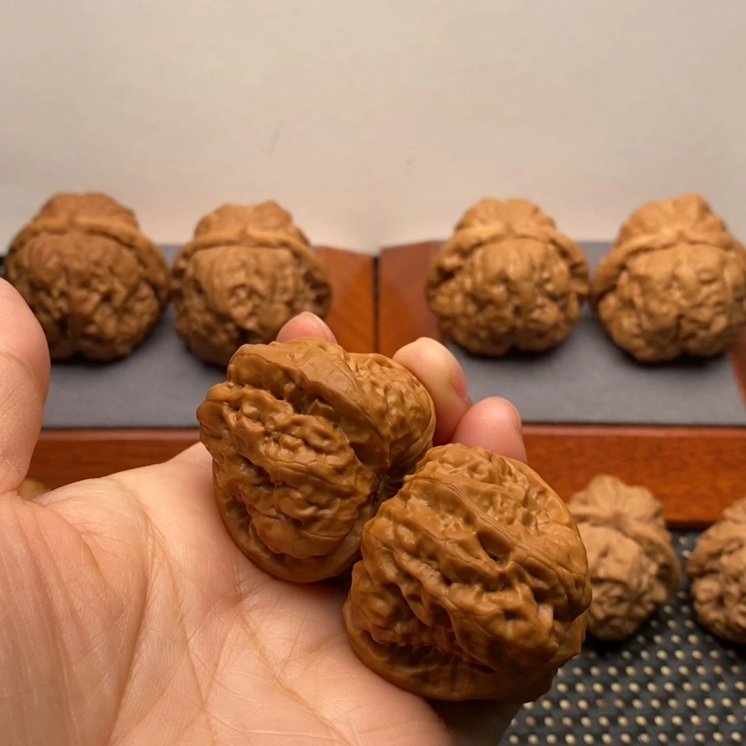 F***N把件文玩核桃边38左右