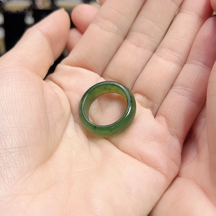 和田玉手链未镶嵌碧玉19.2圈口