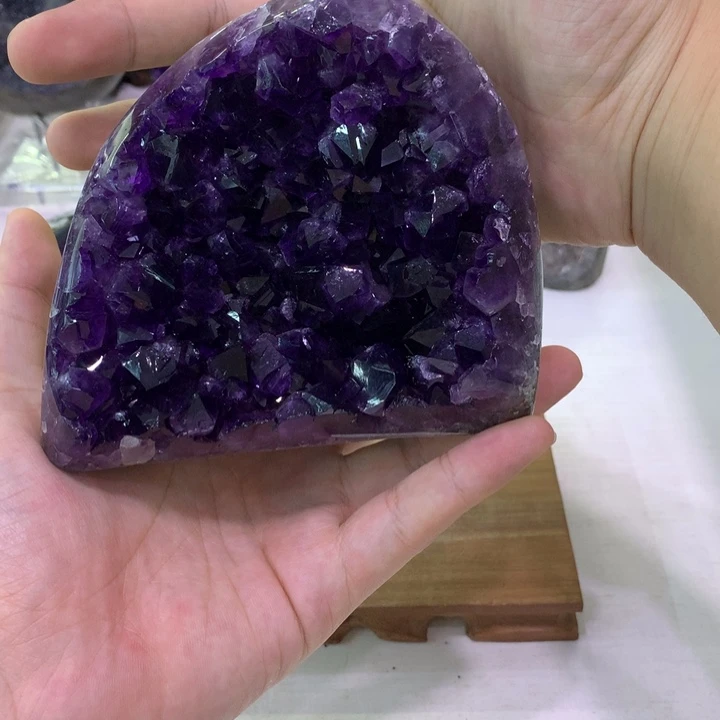 未镶嵌大型摆件（非配饰）水晶