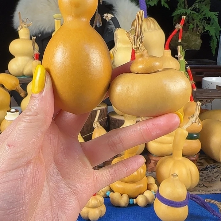 飞***哥大叶紫檀（黑酸枝木类）