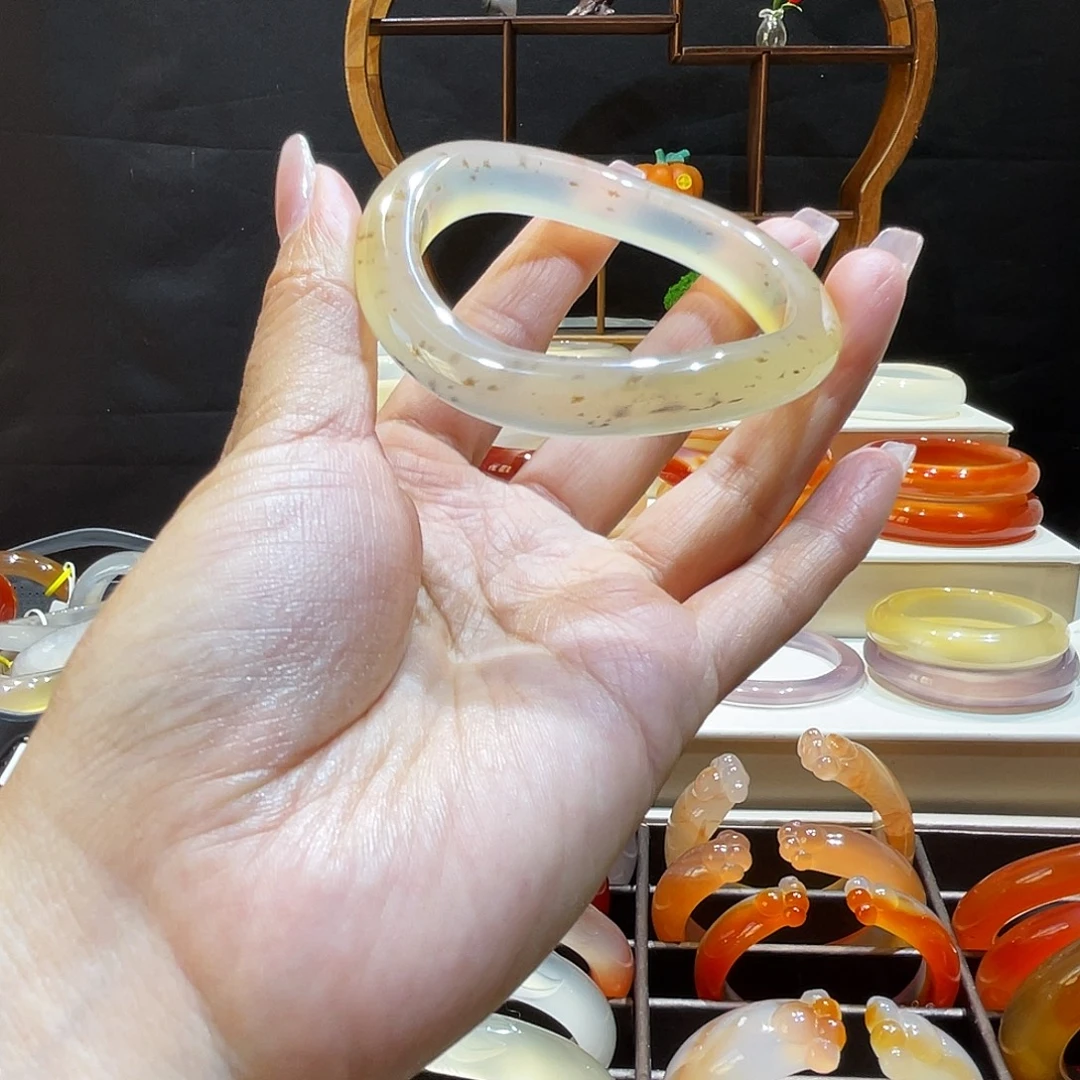 玛瑙/玉髓未镶嵌手镯