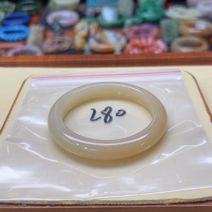 未镶嵌手镯石英质玉এ****280