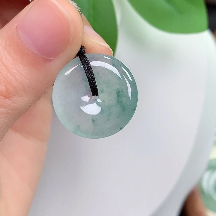 Y***0翡翠未镶嵌颈饰平安扣 21.1-4.1mm