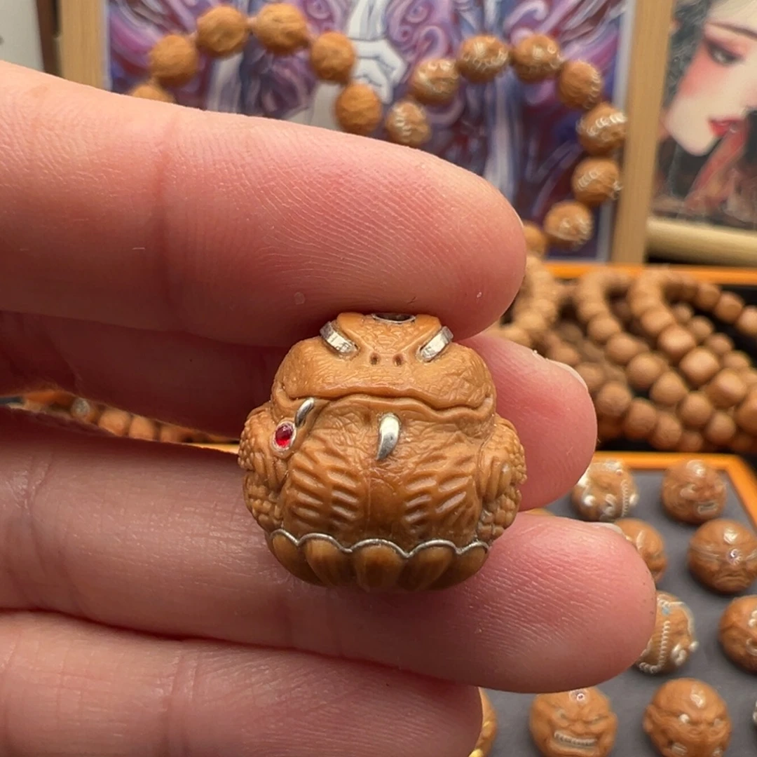 猴头核桃吊坠武泰