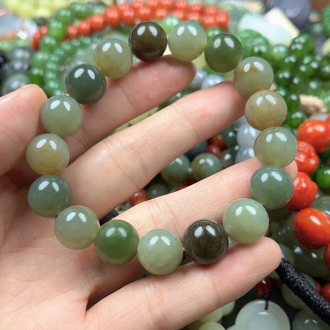 和田玉未镶嵌手串