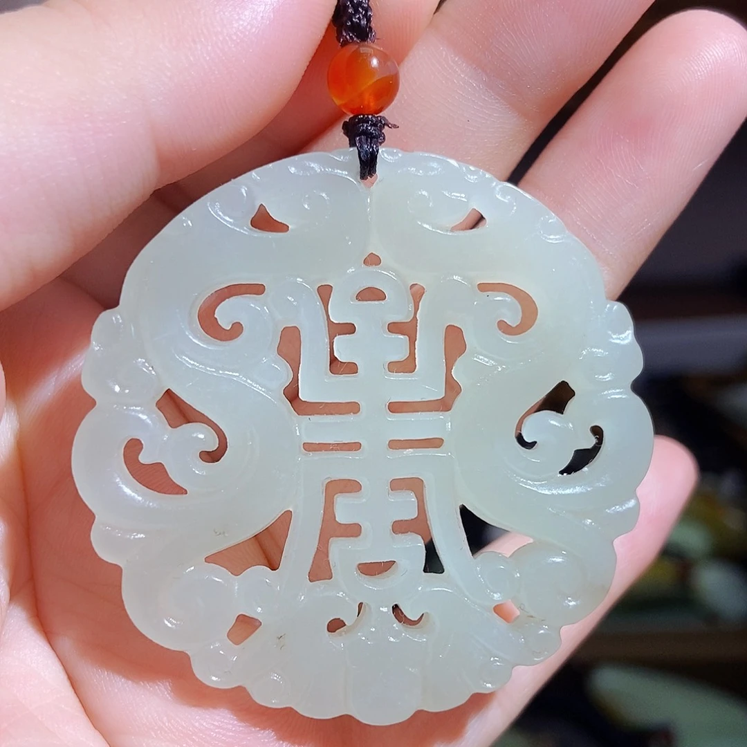 颈饰未镶嵌和田玉