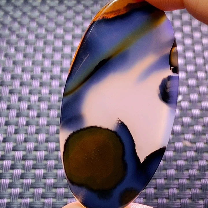 玛瑙/玉髓颈饰未镶嵌山**夫