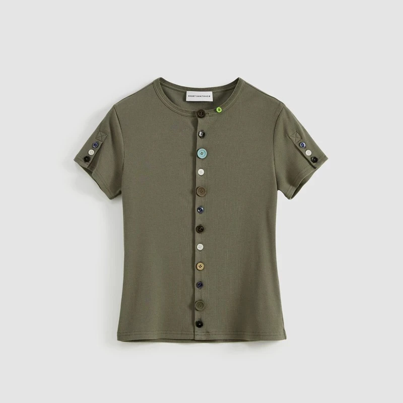 SHORT SENTENCE夏日胶囊系列彩色扣饰开衫