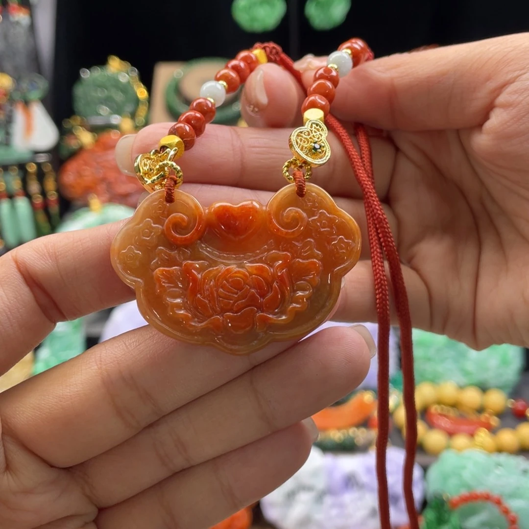 翡翠颈饰未镶嵌代编织