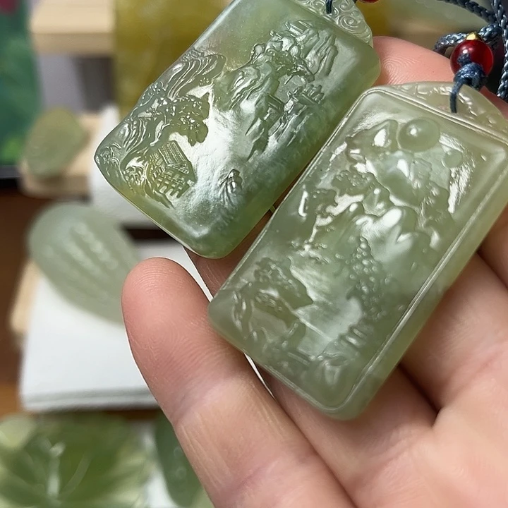 蛇纹石玉未镶嵌挂件