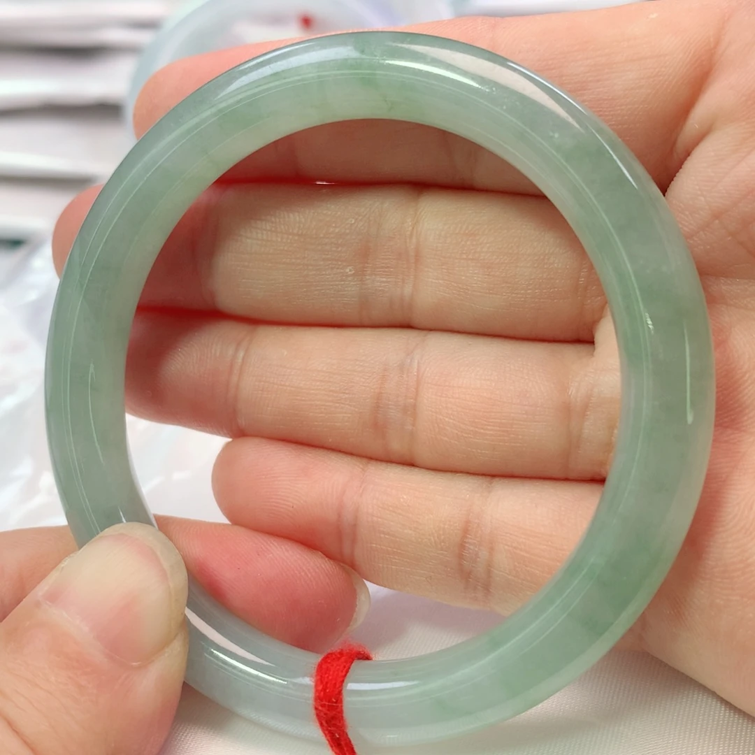 翡翠手镯未镶嵌小*?0982号