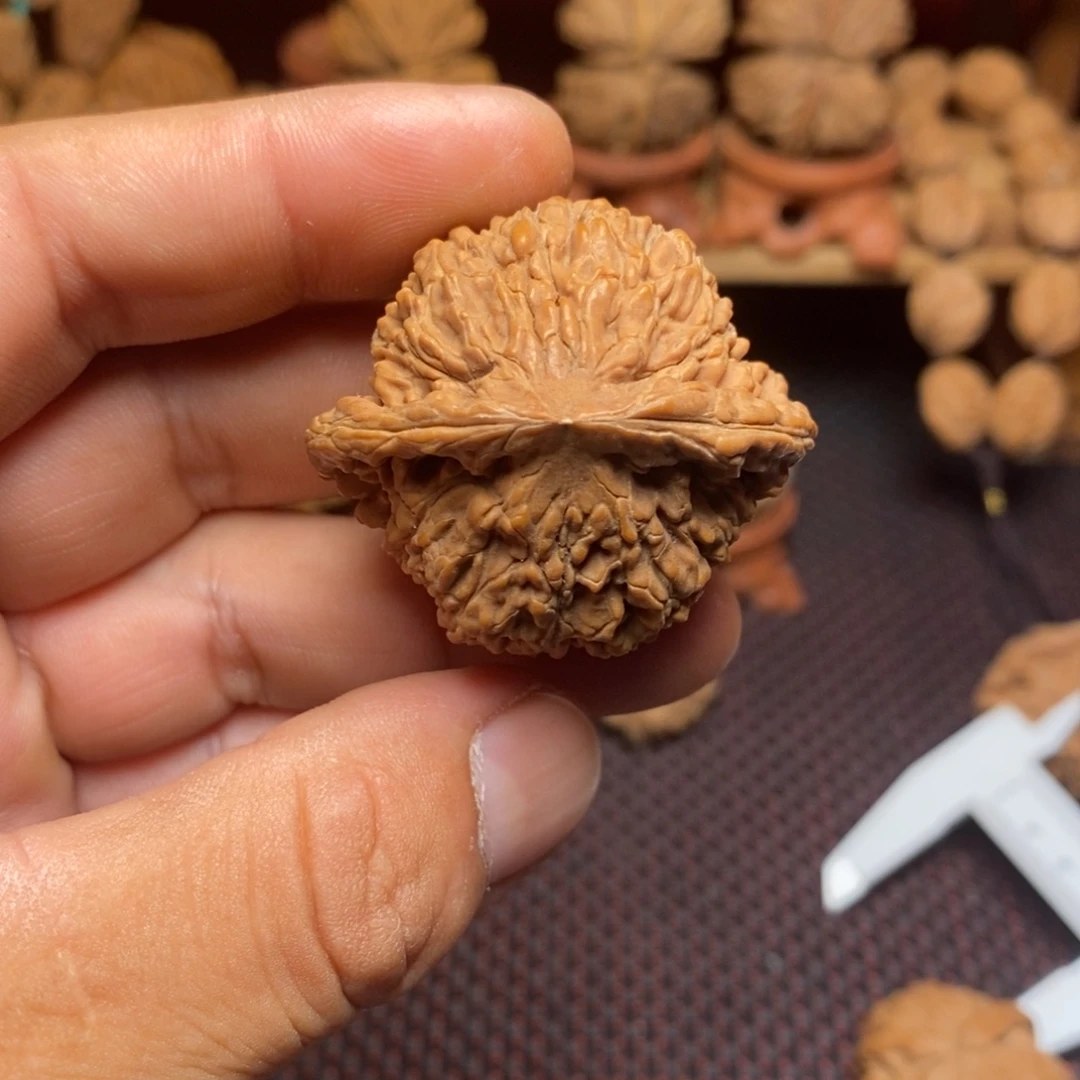 刚***好文玩核桃把件文玩