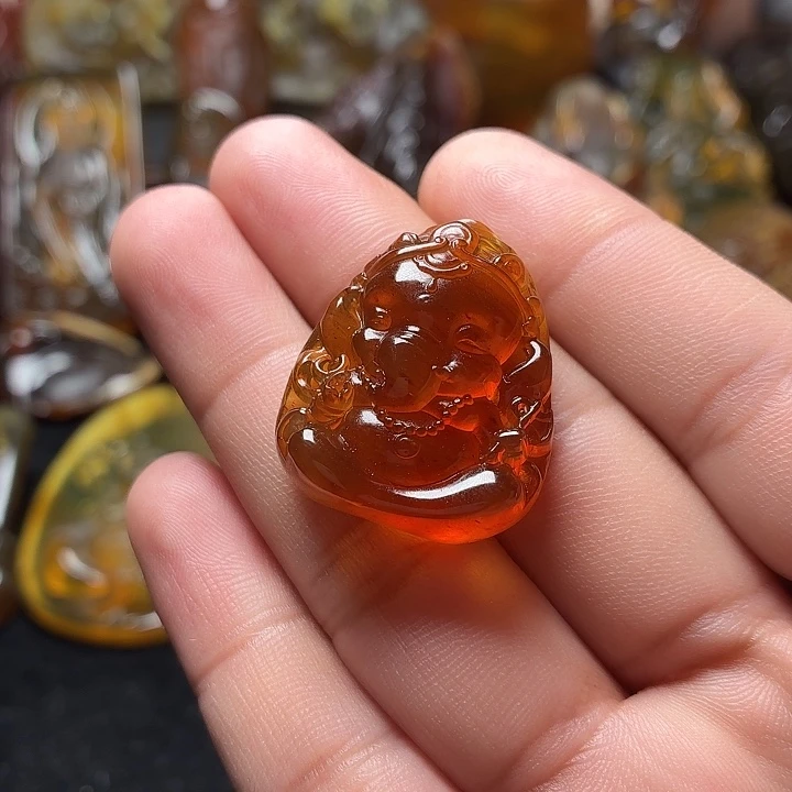 琥珀未镶嵌颈饰112