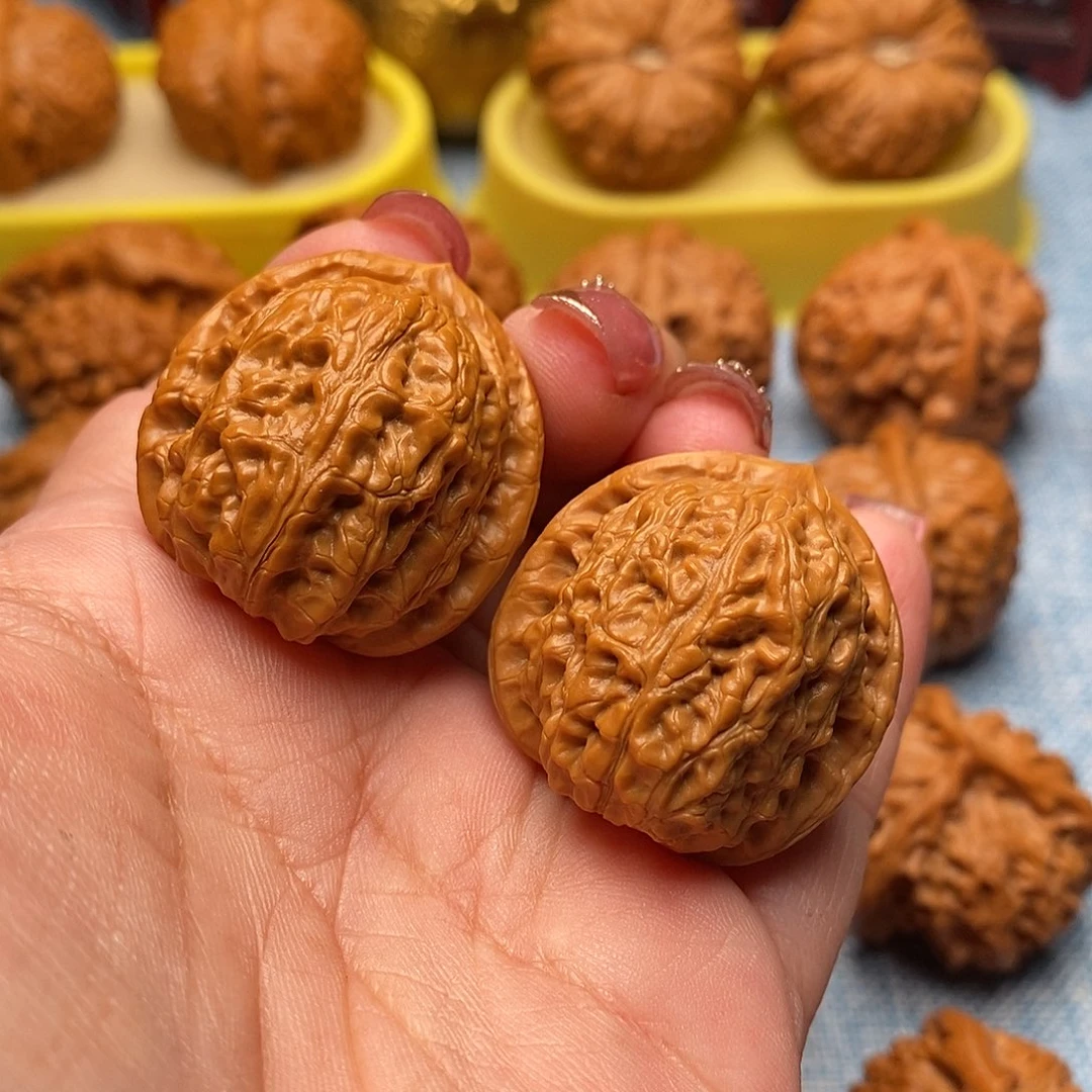 文玩核桃把件精品小野32尺