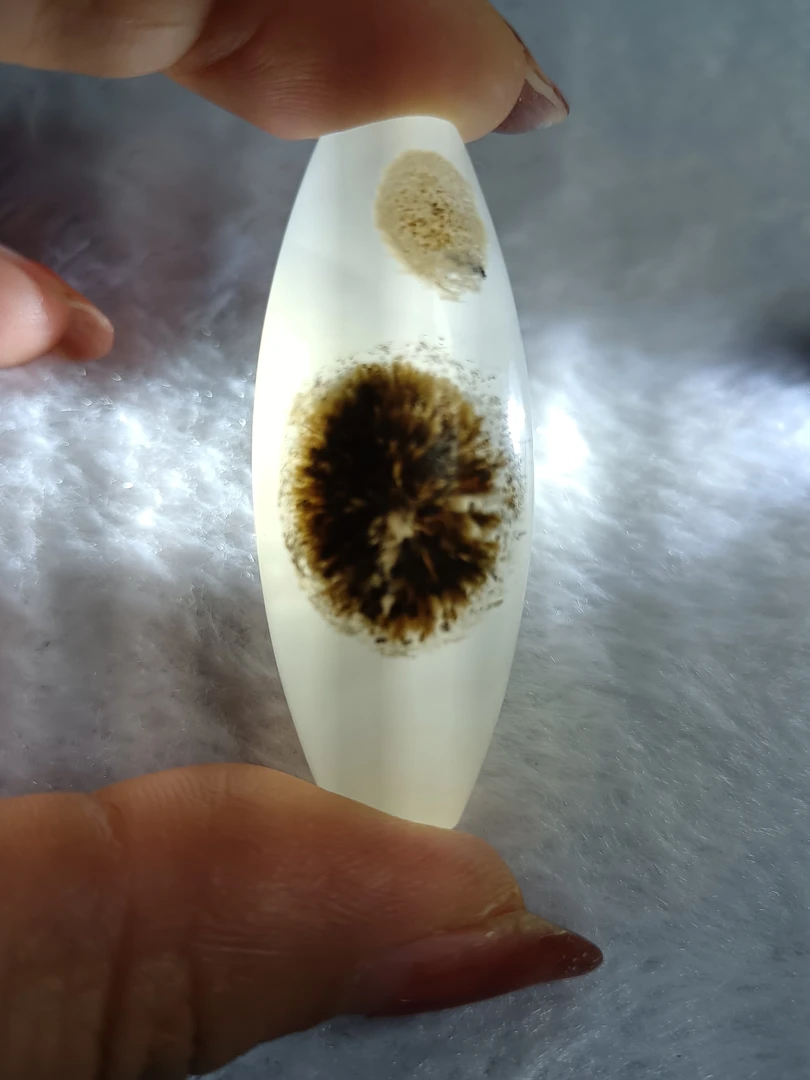 天然象形玛瑙桶珠