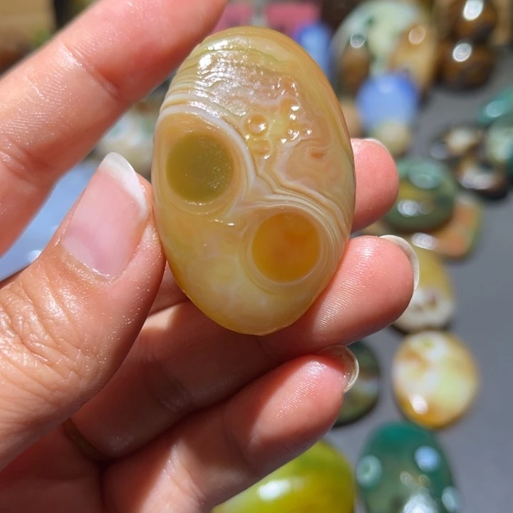 未镶嵌玛瑙/玉髓珠宝奇石