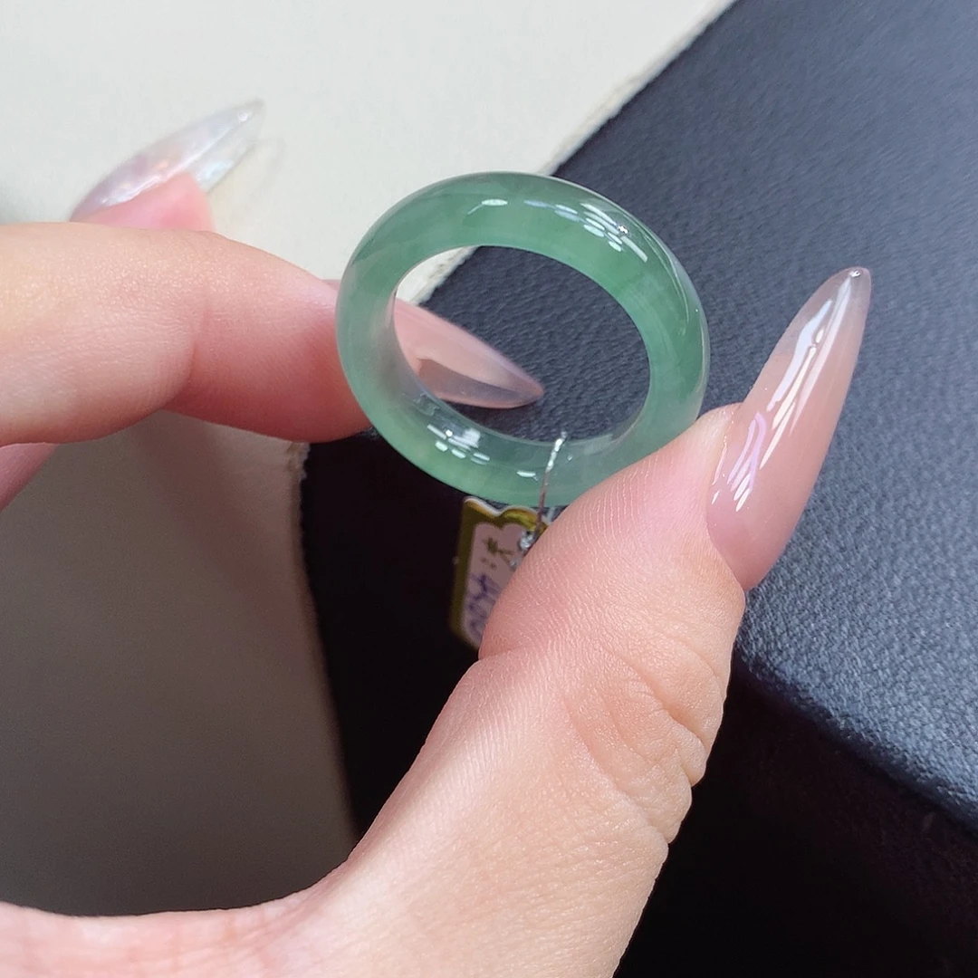 翡翠未镶嵌戒圈20号