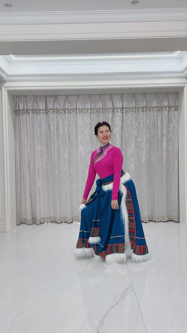 2025新款藏族服装午后骄阳广场舞望月的人上衣裙子长袖长裙舞台装