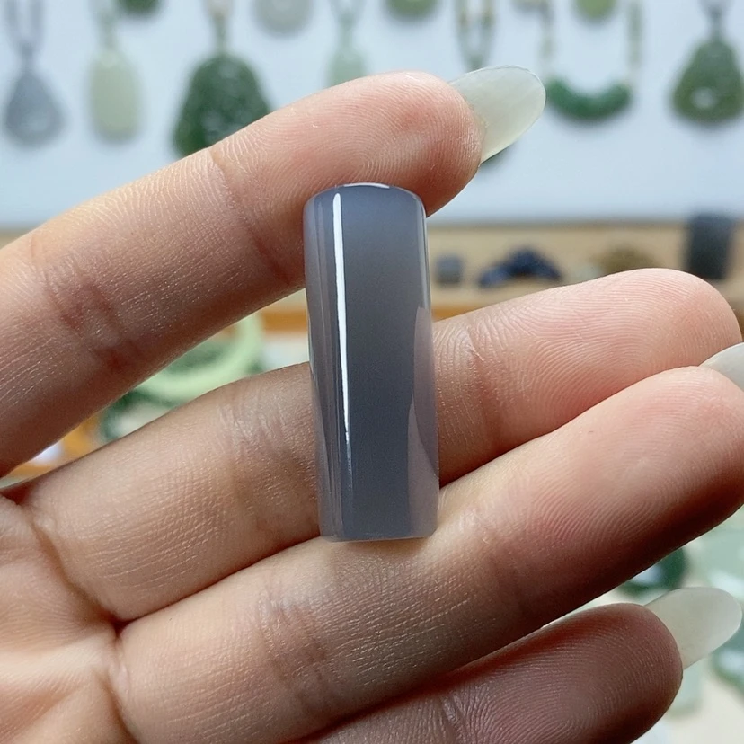 【闪购商品】颈饰未镶嵌和田玉