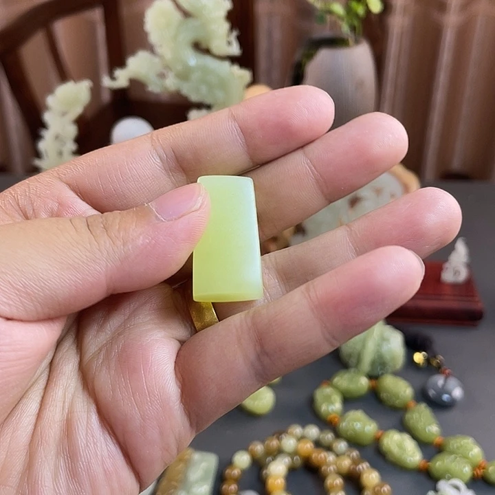 和田玉（糖玉）未镶嵌手链