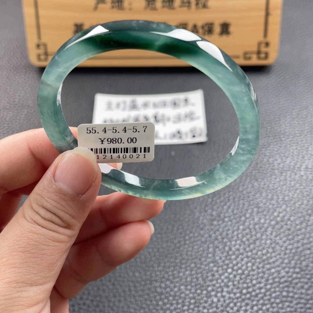 【闪购商品】未镶嵌手镯翡翠勇**前手镯
