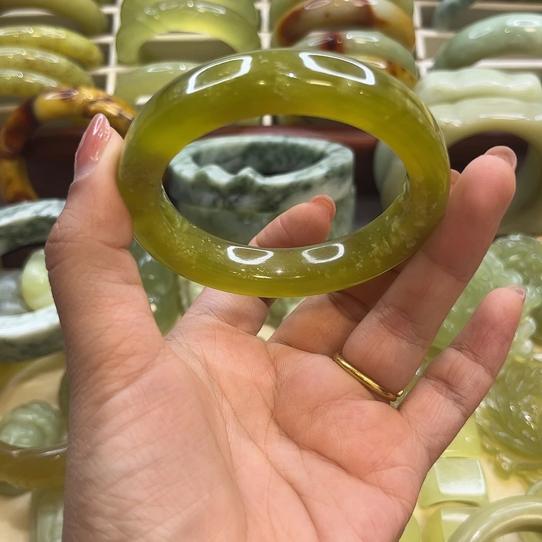 蛇纹石玉未镶嵌手镯6号55.6方镯