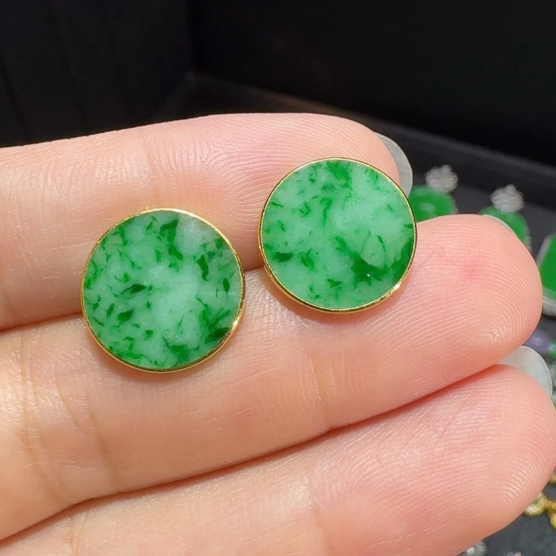 18K金镶嵌翡翠耳饰