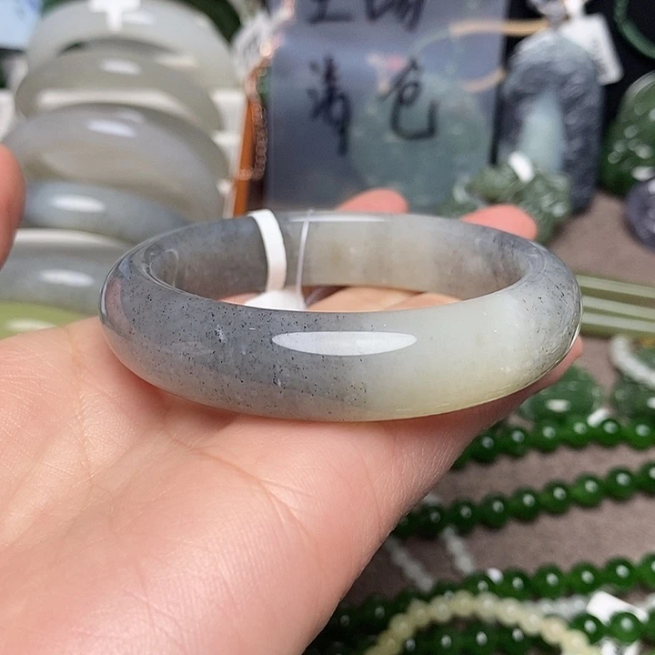 和田玉未镶嵌手镯54.5