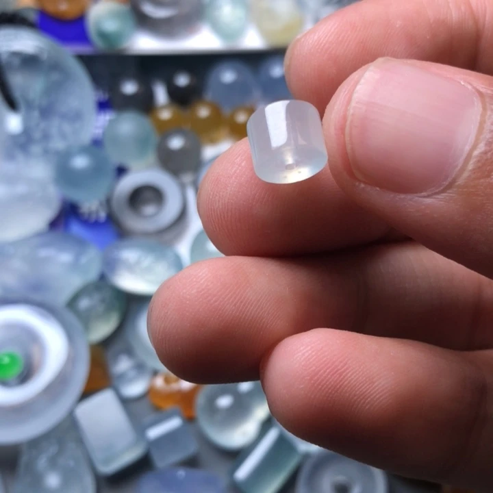 定制翡翠未镶嵌挂件