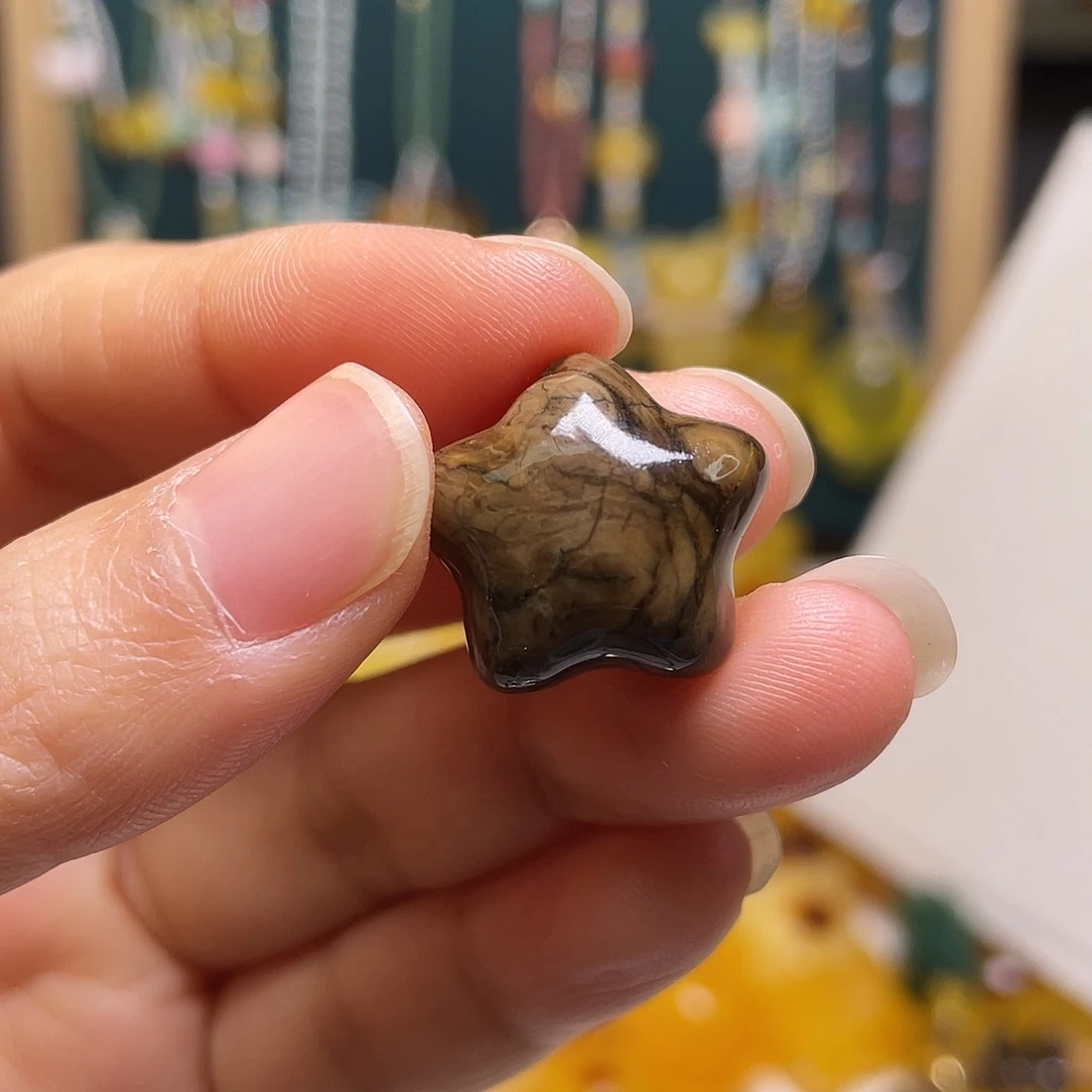 琥珀未镶嵌裸石吊坠