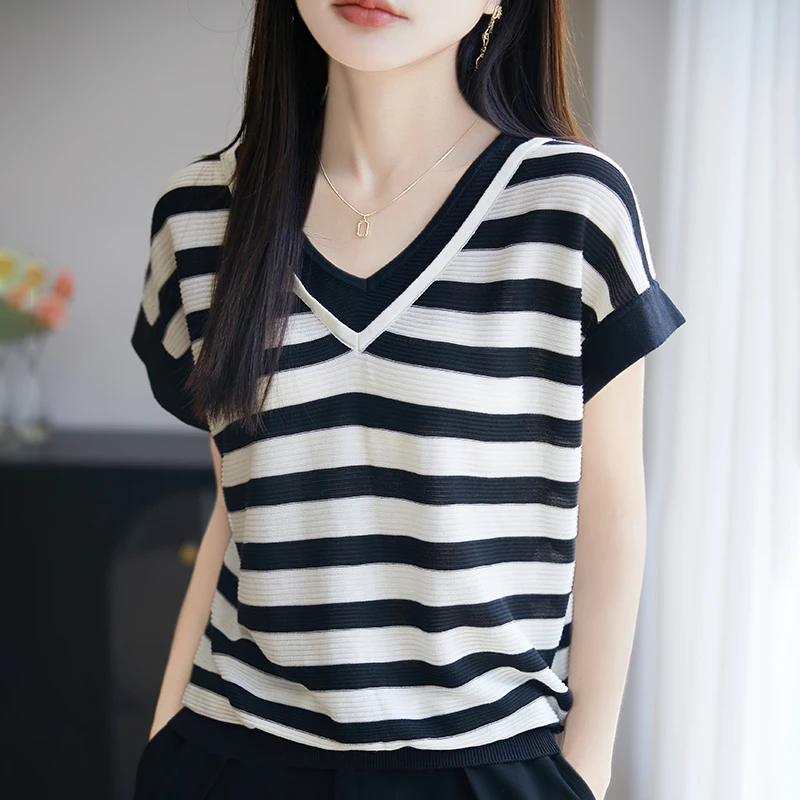 哥弟阿玛施正夏季条纹短袖女V领薄款毛针织衫黑白显瘦宽松穿搭衫