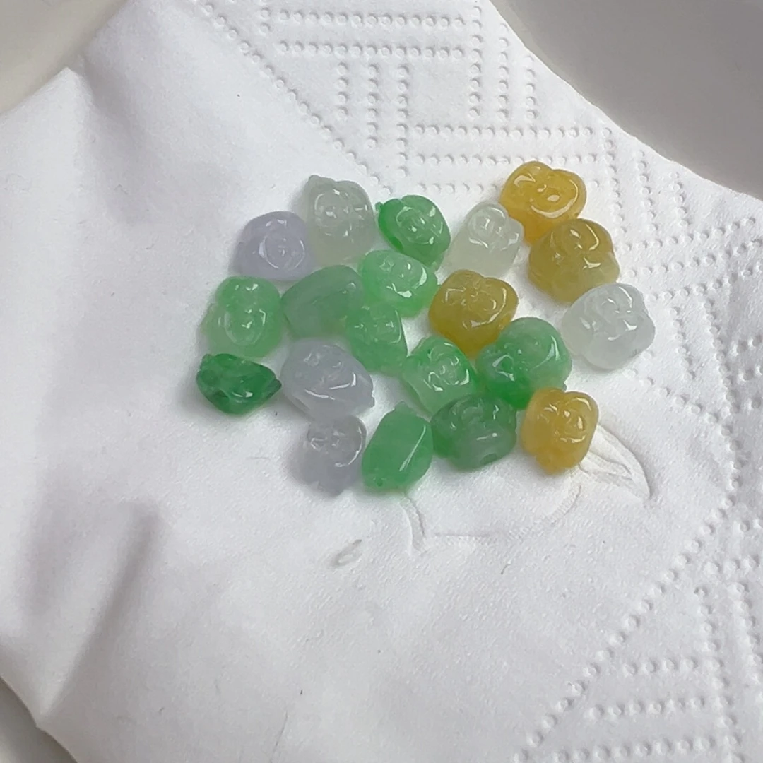 翡翠散珠佛头一个