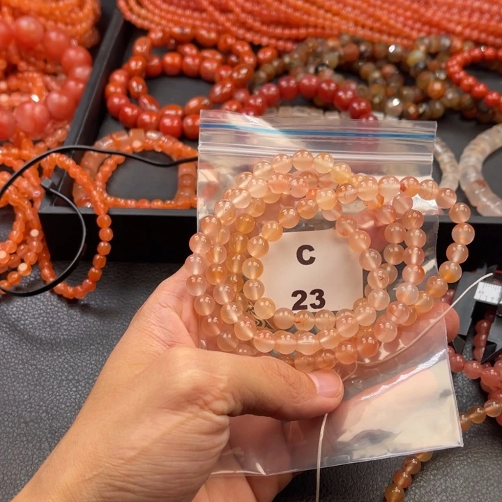 南红玛瑙未镶嵌多样性发货默认微瑕称重7mm