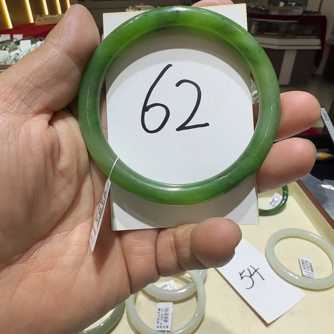 和田玉未镶嵌手镯8