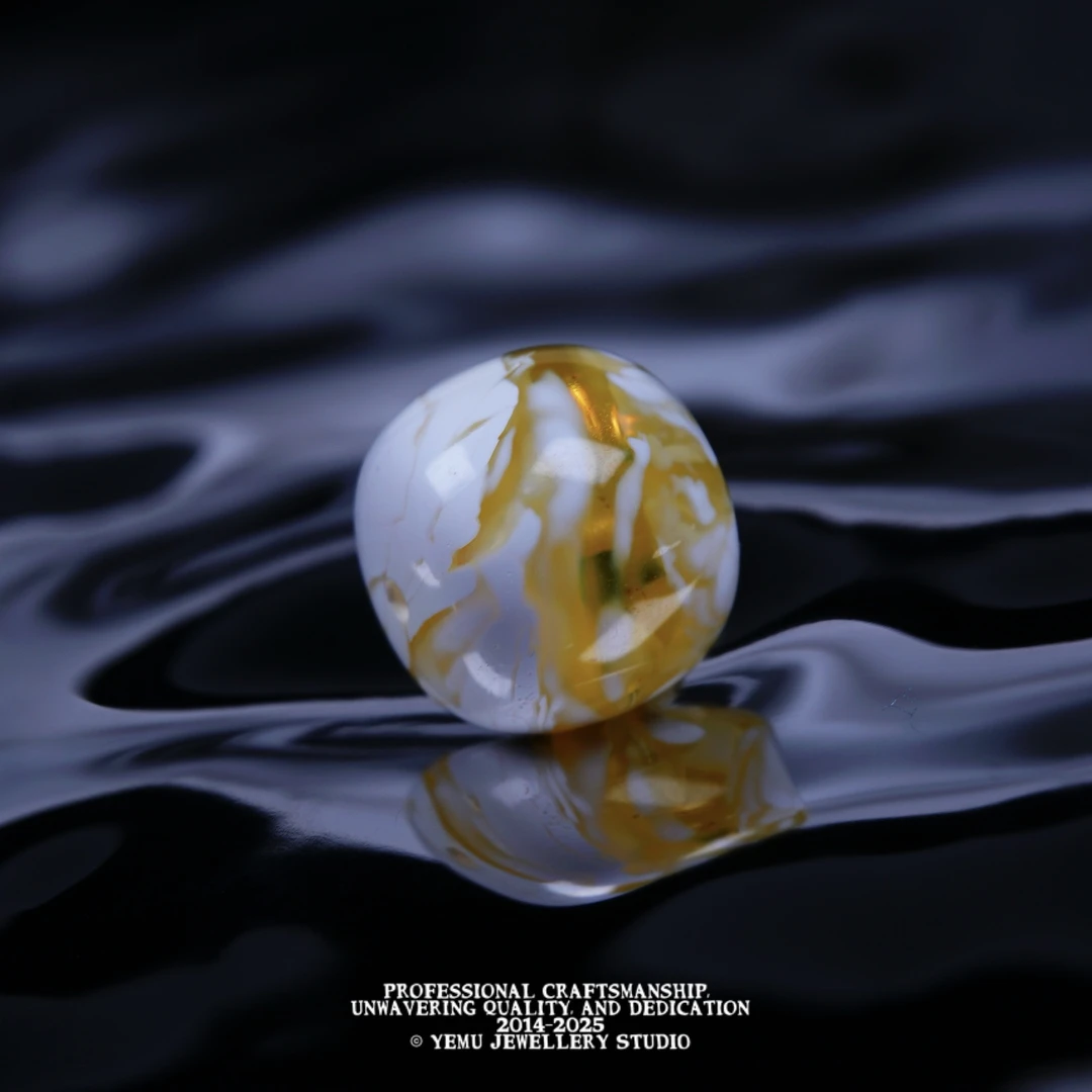 T6（11.3mm)11毫米金漆白虎纹老型配珠 一物一拍 天然俄料琥珀蜜蜡