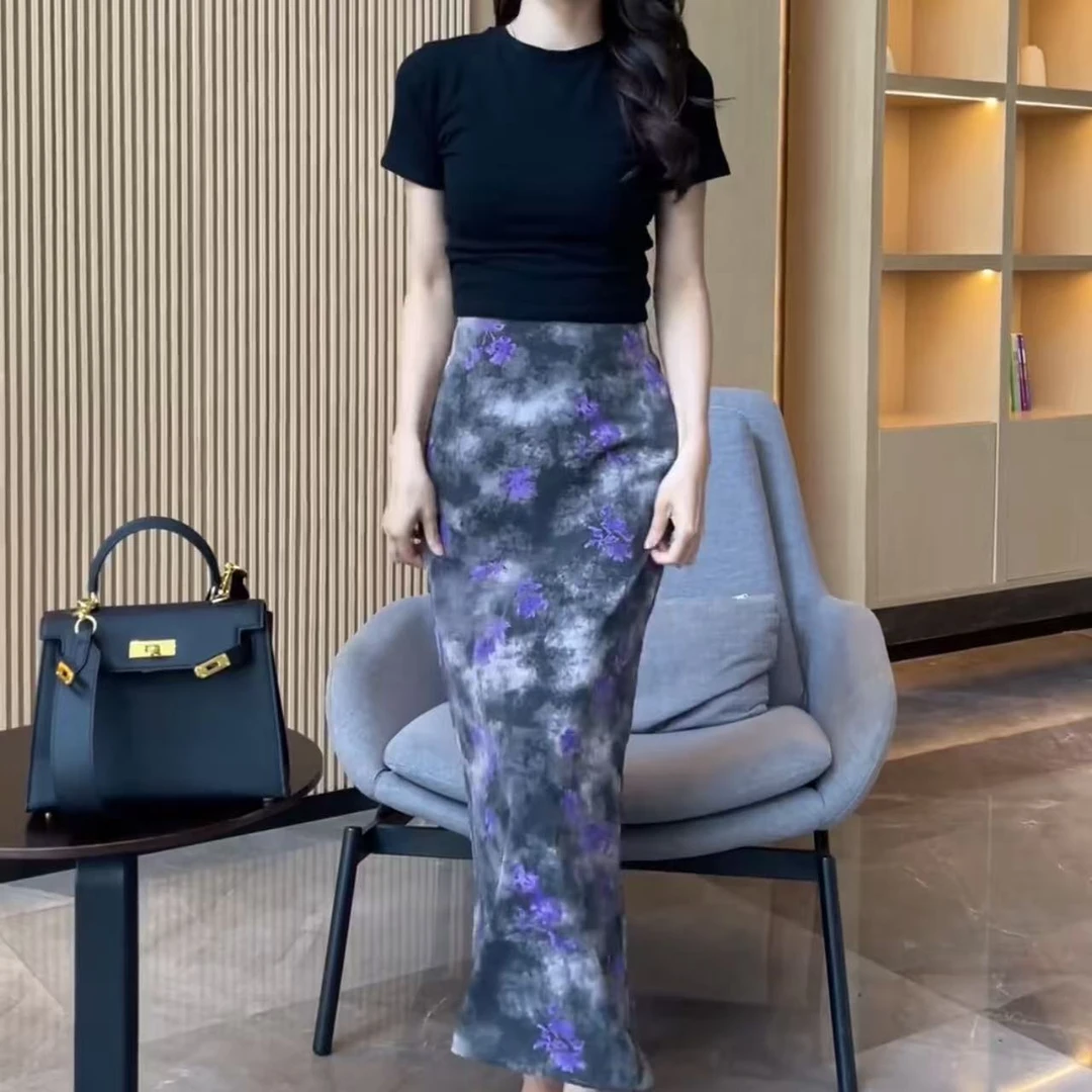 2025春夏新款时尚显瘦气质女士网红洋气两件套百搭款D7938