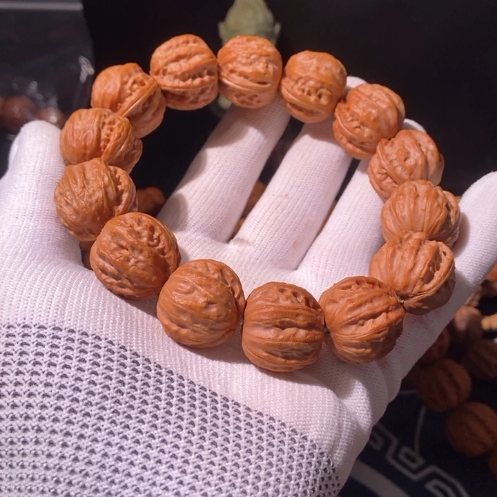 手串文玩核桃……38