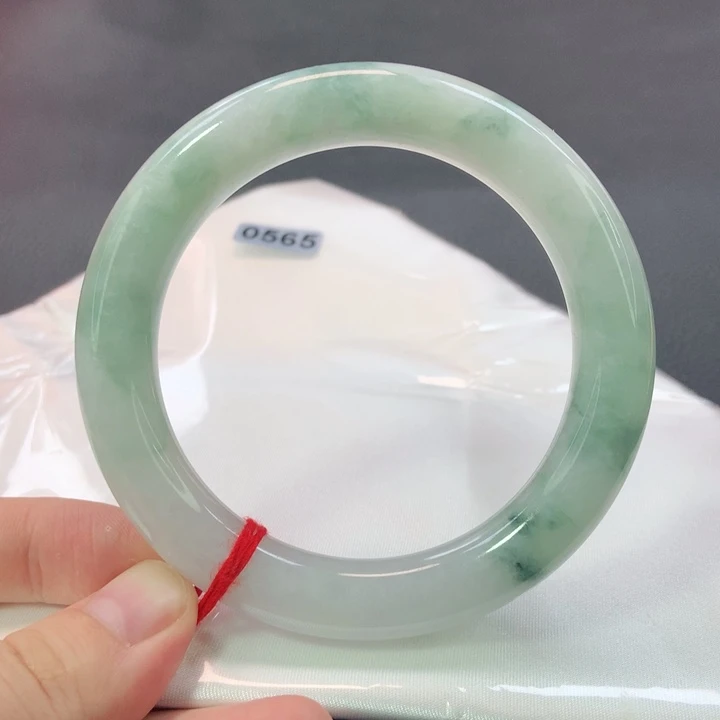 翡翠手镯未镶嵌0565号