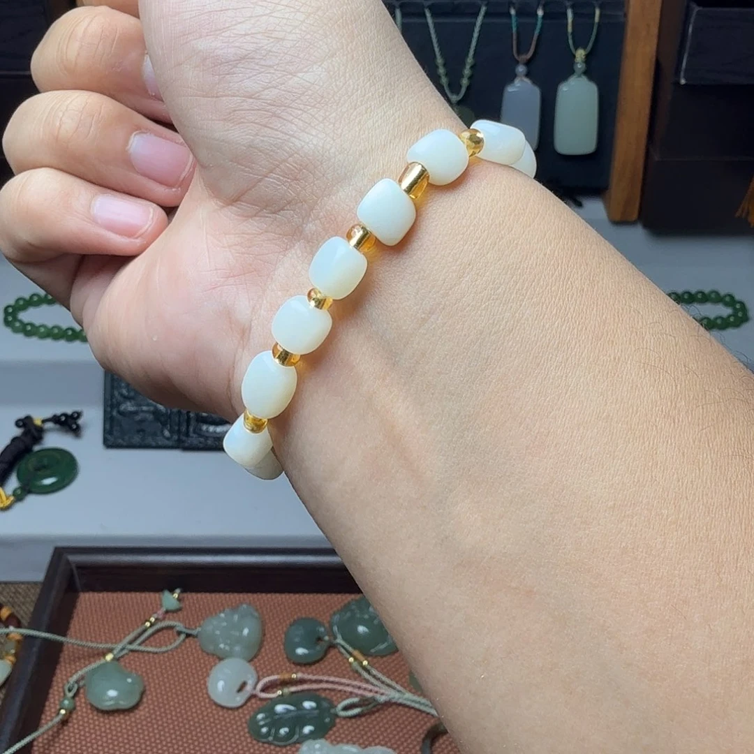 和田玉未镶嵌手串
