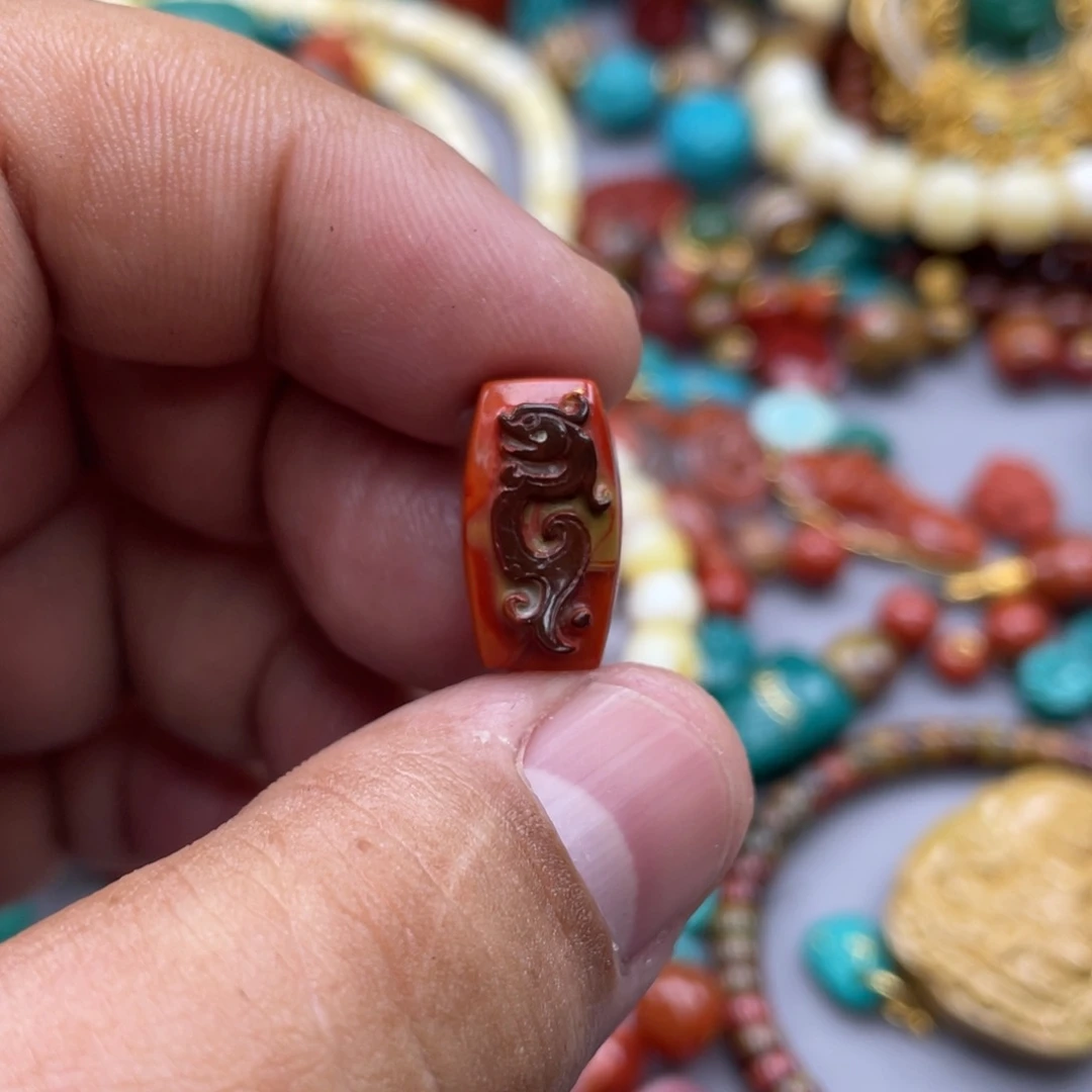 南红玛瑙珠宝奇石未镶嵌铁*品84