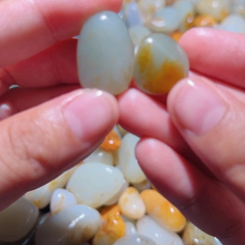 和田玉未镶嵌颈饰2-1