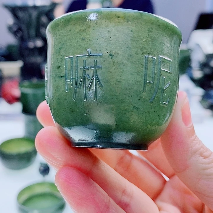 未镶嵌和田玉（青玉）把件