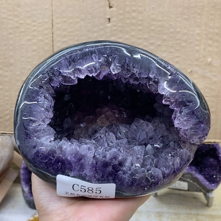 紫晶未镶嵌大型摆件（非配饰）