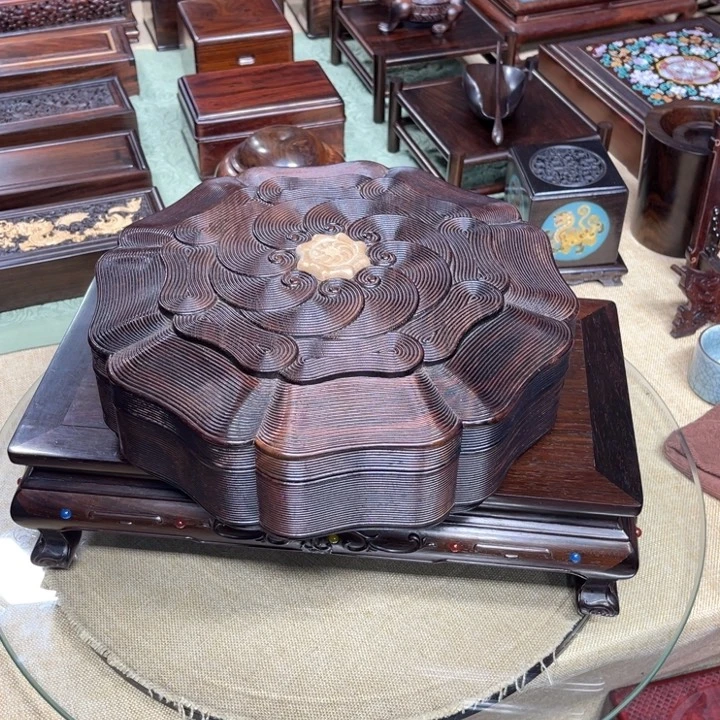 紫檀木类成套家具
