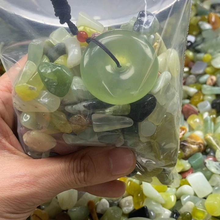 蛇纹石玉未镶嵌鱼缸石