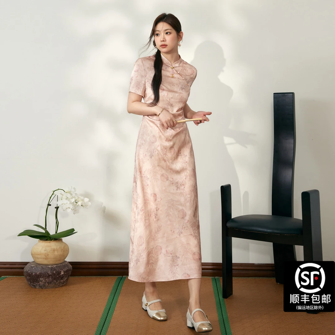 蓝语大码胖mm新中式国风提花旗袍裙新款褶皱遮肚子加宽优雅连衣裙