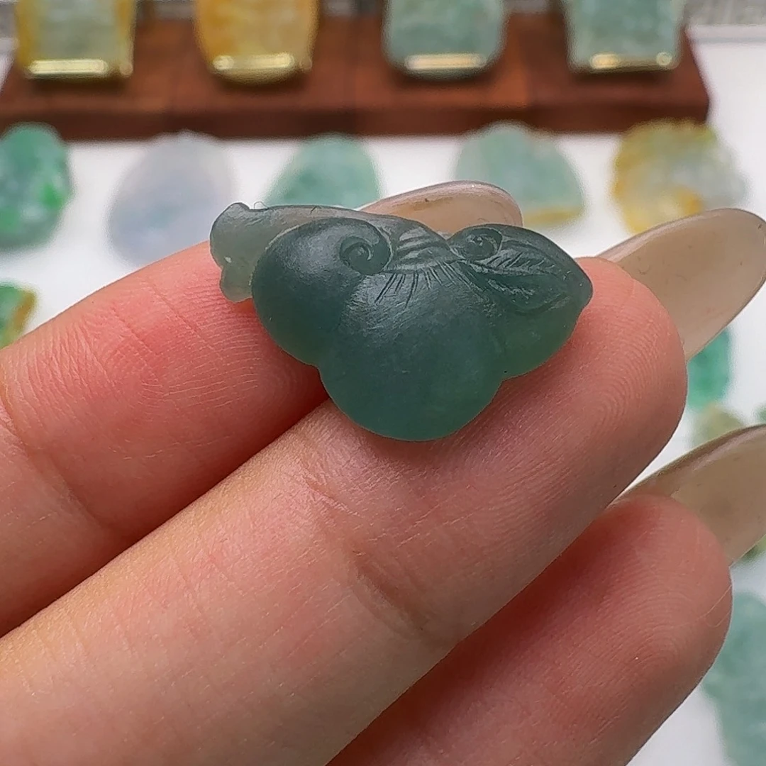 定制翡翠未镶嵌毛货