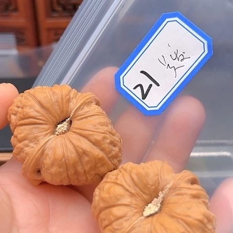 文玩核桃吊坠美****神南瓜