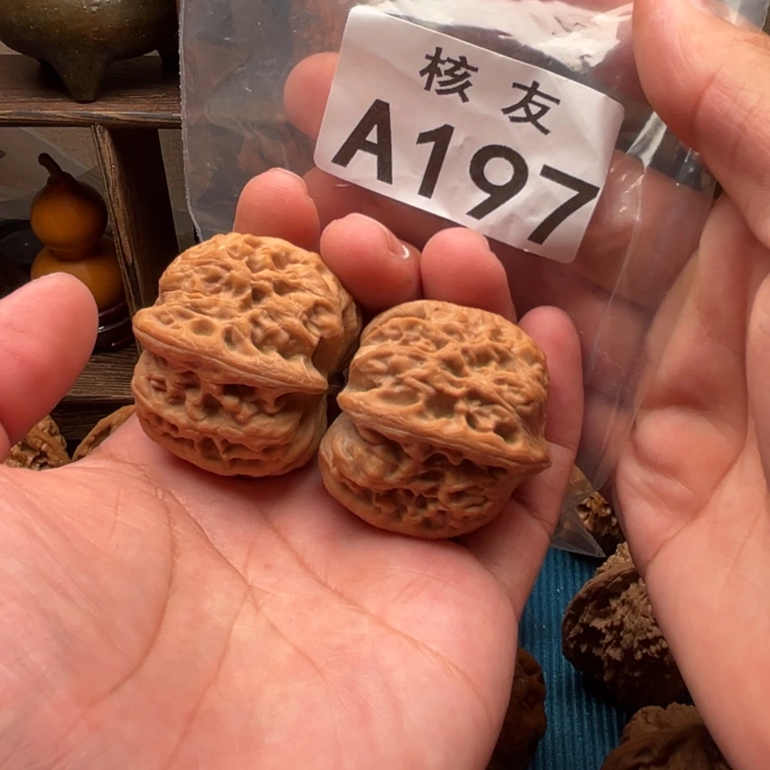 文玩核桃吊坠西北
